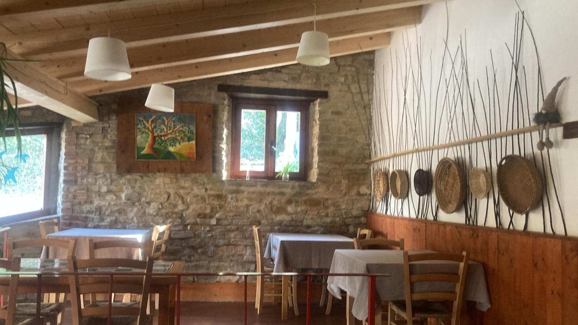 Agriturismo Becerca Vegan Serra San Quirico Esterno foto